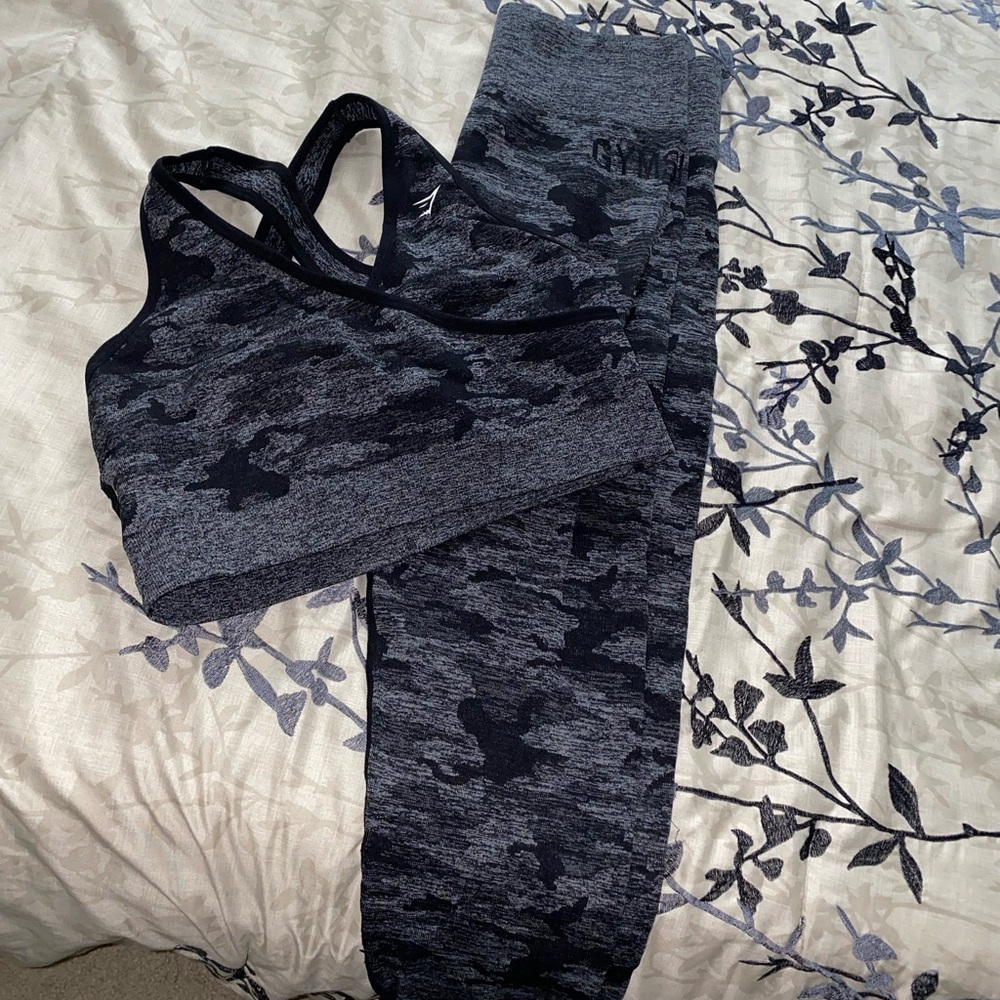 GymShark camo set